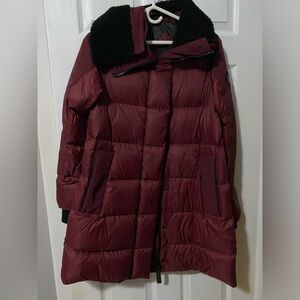 Authentic Canada Goose Parka Size small, will include original tags